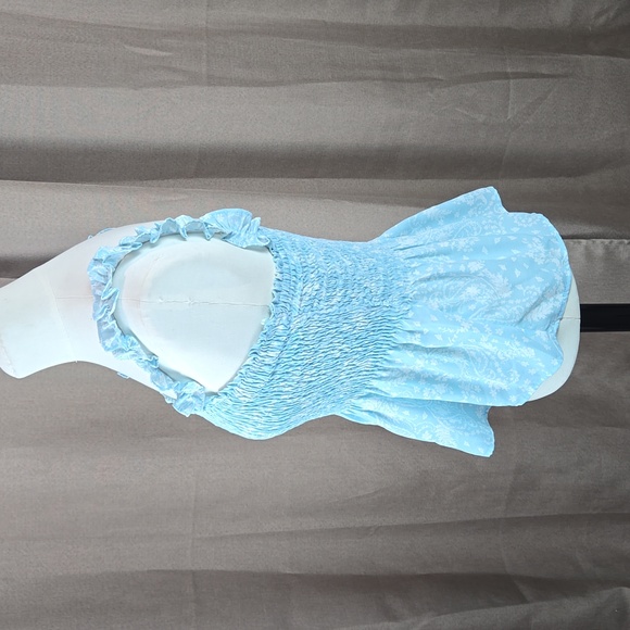 Paper Crane blue white floral smocked peplum ruffle sleeveless top coquette M - Picture 4 of 7